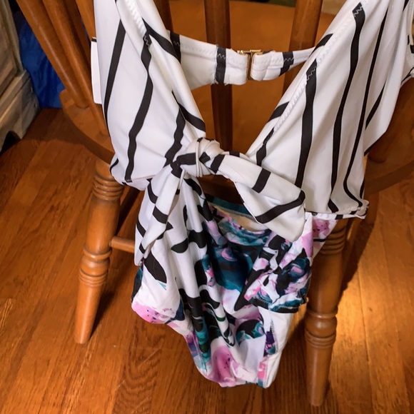 NWOT ModCloth Siena striped one piece bathing suit - Picture 7 of 12